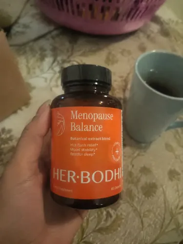 Herbodhi-bottle-in-daily-use-500x500.webp